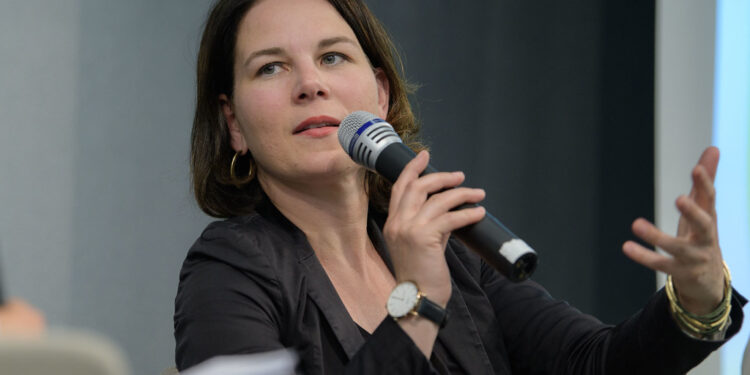 Annalena Baerbock – Ndërhyrja në Tajvan do krijonte një skenar horror