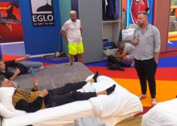 “ Nuk ke turp ”, moderatorët në “ luftë ” me njëri tjetrin