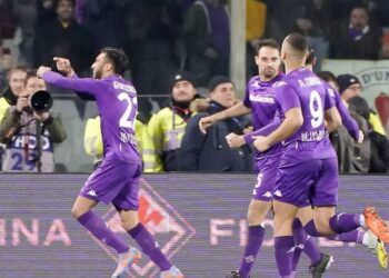 Fiorentina rikthehet pas nëntë vitesh në finalen e Kupës së Italisë