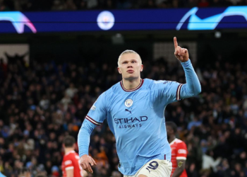 Erling Haaland synon titullin kampion e kampionëve