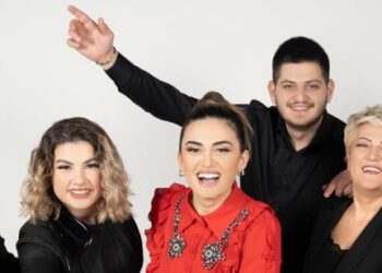 ‘ Baladë dramatike’, Albina dhe Familja Kelmendi rrëmbejnë zemrat e mediave prestigjoze ndërkombëtare