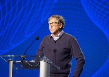 Deklarata e Bill Gates,  “ thirrjet për të pezulluar Inteligjencën Artificiale nuk do të zgjidhin sfidat ”