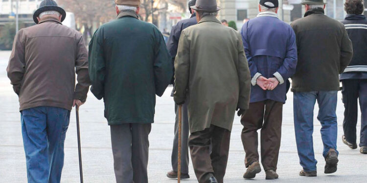 Shpërblim për pensionistët krahas pensionit për këtë muaj