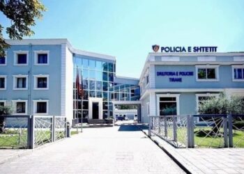 Vihet në pranga shtetasi, i cili ishte në kërkim prej 7 vitesh për lëndë narkotike