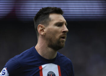 Një ndarje mes Lionel Messit dhe PSG, cili ishte shkaku…