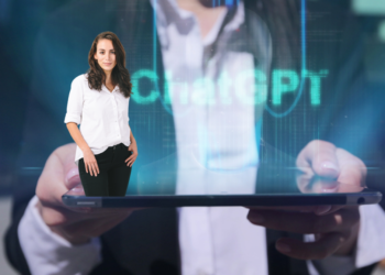 Vajza nga Vlora Mira Murati, lancon ChatGPT-në për përdoruesit iOS në Shqipëri