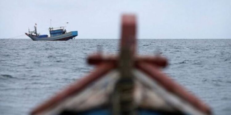 Durrës – Peshkarexha përplaset me “Blue Moon”, shpëton ekuipazhi