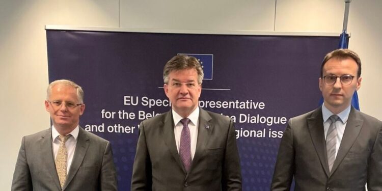 Dialogu Kosovë-Serbi, Bislimi dhe Petkoviç takohen sot në Bruksel