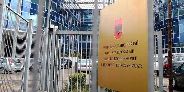 Shtyhet seanca për inceneratorin e Fierit, ja kërkesa e Gjykatës