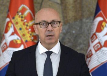 Situata e tensionuar në veri të Kosovës, Rakiç – Të ndërpritet dialogu Kosovë-Serbi