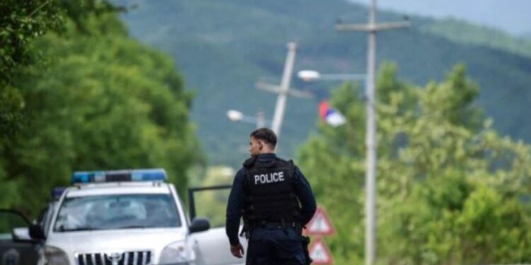 Kosova tronditet nga një shpërthim afër stacionit të policisë në veri