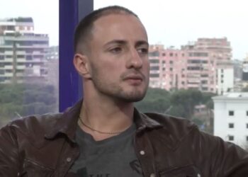 Tipari që ju pëlqen tek një femër, ja përgjigja epike e Kristit