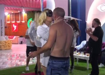 Alamet pyetjesh i bëre, Luizi ngacmon Kristin për balerinën