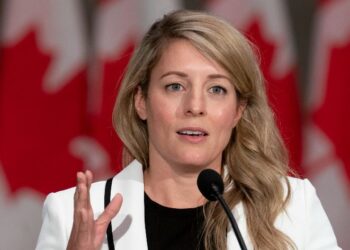 Kina dëbon diplomaten Kanadeze