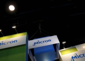 SHBA me dorë të hekurt ndaj Kinës ‘nuk do të tolerojë’ ndalesën për çipat Micron