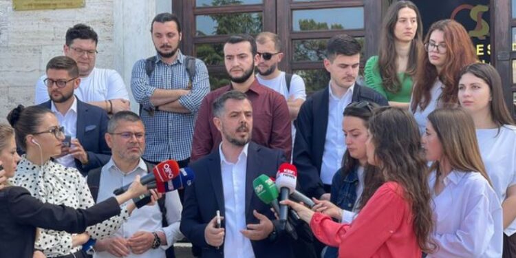 Shkrirja e ASA, Qëndresa Qytetare – Sot po bien më të mençurit e vendit