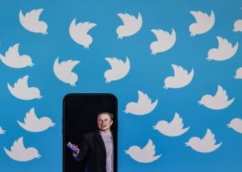 Elon Musk paraqet risinë më të fundit të platformës Twitter