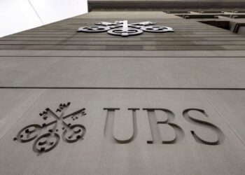 Shtatë ekspertë të teknologjisë dhe investimeve u janë bashkuar UBS