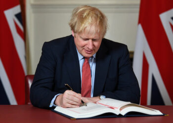 Ish – kryeministri britanik Boris Johnson jep dorëheqjen si deputet 