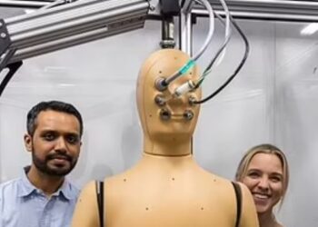 Njihuni me “ANDI”, manikinën e parë në botë që kryen disa funksione jetësore si qënie njerëzore…