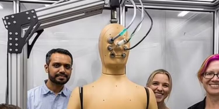 Njihuni me “ANDI”, manikinën e parë në botë që kryen disa funksione jetësore si qënie njerëzore…