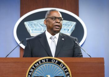 Austin kritikon Kinën për refuzimin e bisedimeve ushtarake