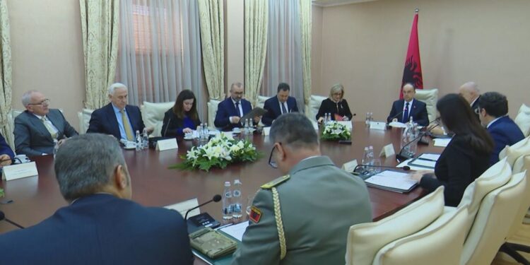 Siguria kibernetike – Presidenti Bajram Begaj mbledh Këshillin e Sigurisë Kombëtare