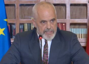 Kryeministri Rama njofton anullimin e mbledhjes mes qeverive të Shqipërisë dhe Kosovës