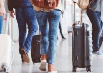 Avokatja britanike – Paralajmërohet një valë e re emigrantësh shqiptarë që do të kalojnë Kanalin këtë verë