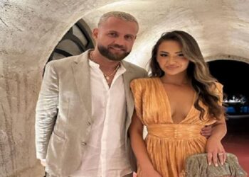 Kiara dhe Luizi rrëmbjenë vëmëndjen e ndjekësve në dasmën e Kleas dhe Elgitit