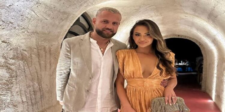 Kiara dhe Luizi rrëmbjenë vëmëndjen e ndjekësve në dasmën e Kleas dhe Elgitit