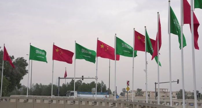 Arabia Saudite nënshkruan një marrëveshje prej 5.6 miliardë dollarësh me kompaninë kineze të automjeteve elektrike