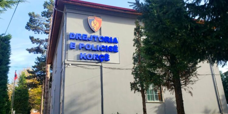 Shtirej si “Agjente postare private”, bie në prangat e policisë së Korçës 46-vjeçarja