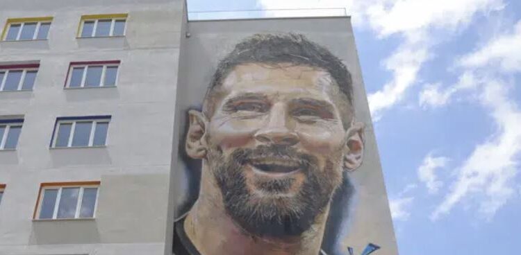 Muralja e Messit në Tiranë, jehonë në mediat ndërkombëtare