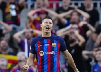 Sheikët nuk ndalen, kërkojnë të peshkojnë dhe Lewandowskin