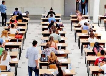 Matura Shtetërore – Publikohet teza e gjuhës së huaj (Foto)