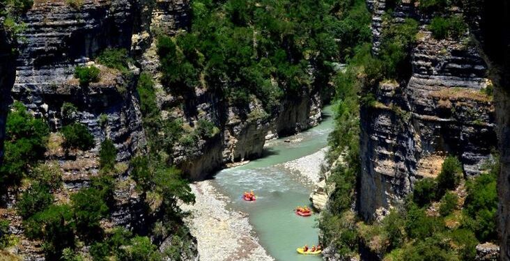 Bilanci tragjik i turistëve që humbën jetën për shkak eksplorimit pa guida, Federata e Rafting – Informojini për rrezikun