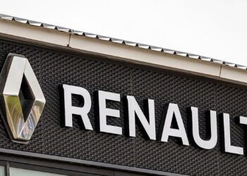 Renault në telashe të mëdha – Klientët do të bëjnë kallëzim penal për shkak të motorëve me defekt