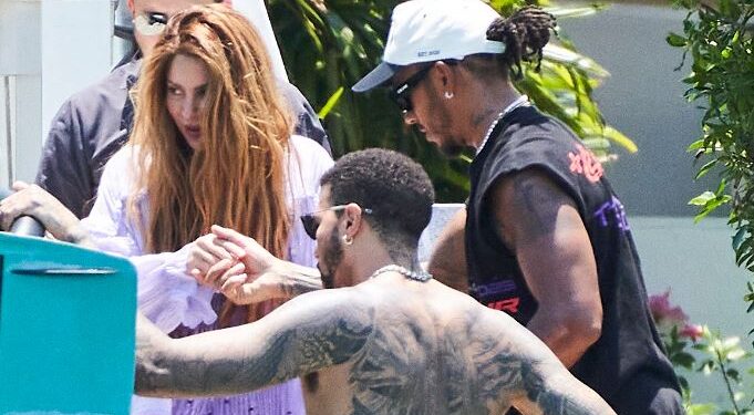 “ Ku ka zë, sështë pa gjë “, Shakira në një histori dashurie me pilotin Lewis Hamilton