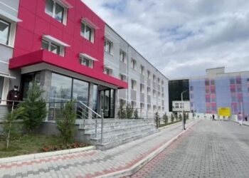 Elbasan – Makina përplas këmbësorin, plagoset 80-vjeçari