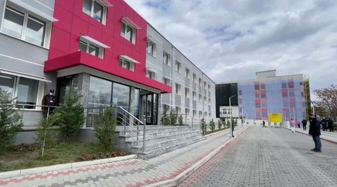 Elbasan – Makina përplas këmbësorin, plagoset 80-vjeçari