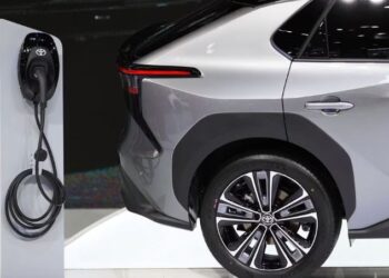 Toyota zbulon planet për teknologjinë e re të baterive EV