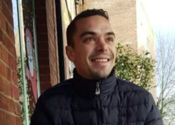 I dha fund jetës në anijen hotel në Britani, çfarë deklaron shoku i dhomës së Leonard Farrukut: U la 12 orë pa…