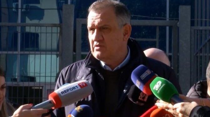 “Prapë është gjobitur?”, Ilir Beqaj del nga SPAK: Nuk di t’i jap makinës