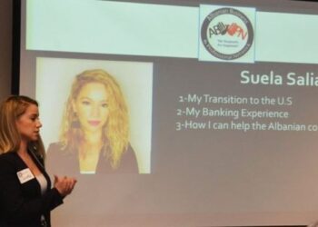 Punonte bankiere, kush është Suela që e vrau burri në SHBA