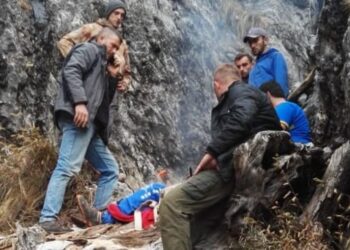 EMRI/ U plagos mbrëmë me armë, si shpëtoi 4 vite më parë ish-efektivi i RENEA-s pasi u rrëzua në një greminë 