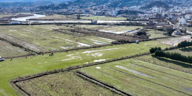 Rama publikon pamjet: Në Jug do të ndërtohet Aeroporti i ri Turistik