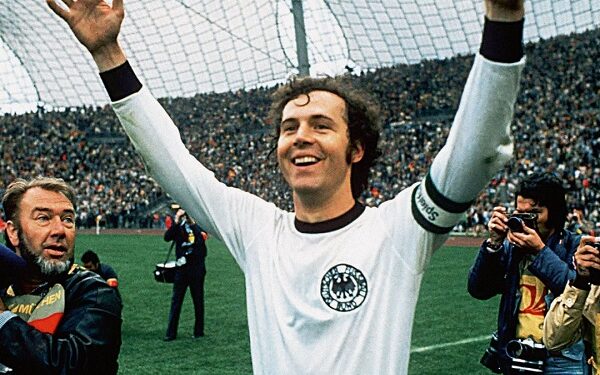 Një “libero” që ndryshoi futbollin: klas dhe lidership, askush si ‘Kaiser’