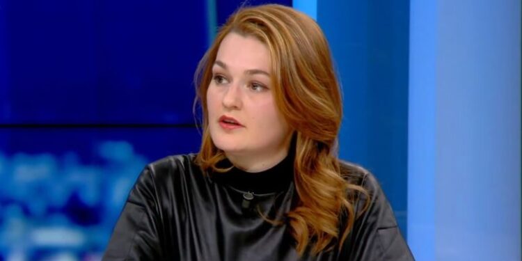 Inceneratori/ Agjentët e BKH kontroll në banesën e drejtoreshës së investimeve në Bashkinë e Tiranës