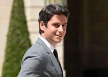 Kush është Gabriel Attal? Kryeministri më i ri i Francës, i pari homoseksual në krye të qeverisë